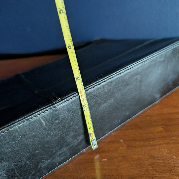 Vintage Etienne Aigner Black Leather Shoulder Purse  - Picture 13 of 14